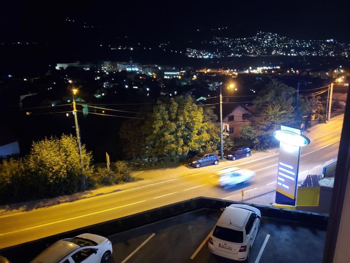 Sleep And Drive Cosy Apartment Sarajevo Ngoại thất bức ảnh