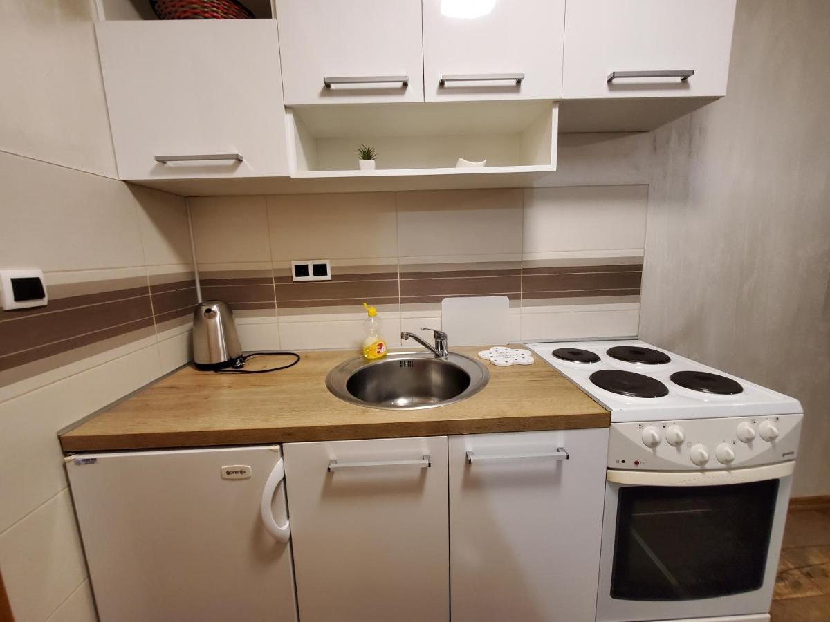 Sleep And Drive Cosy Apartment Sarajevo Ngoại thất bức ảnh