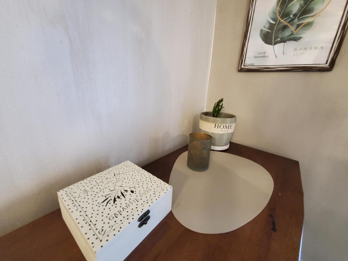 Sleep And Drive Cosy Apartment Sarajevo Ngoại thất bức ảnh