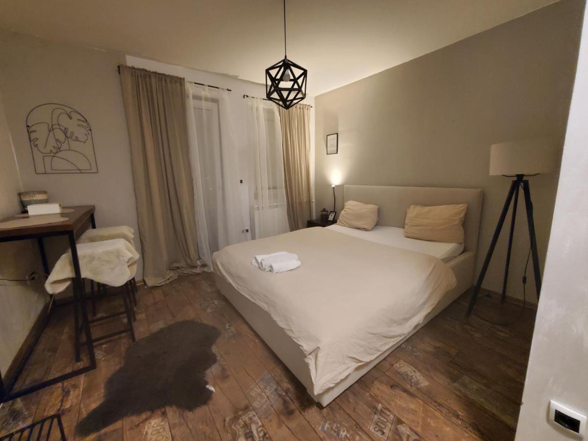Sleep And Drive Cosy Apartment Sarajevo Ngoại thất bức ảnh